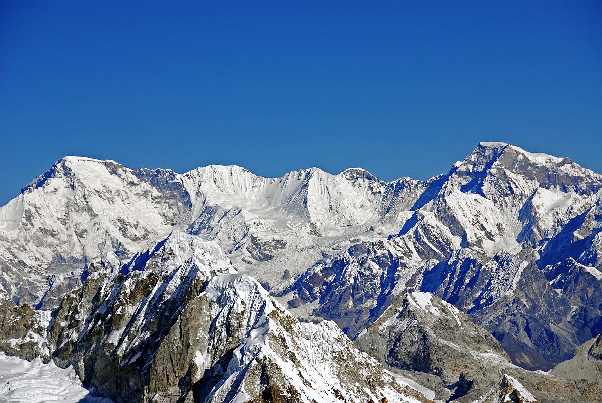 13 11 Cho Oyu And Ridge To Gyachung Kang From Mera Peak Eastern Summit